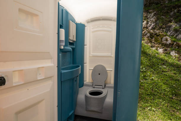 Portable Toilet Options We Offer in Valley Cottage, NY